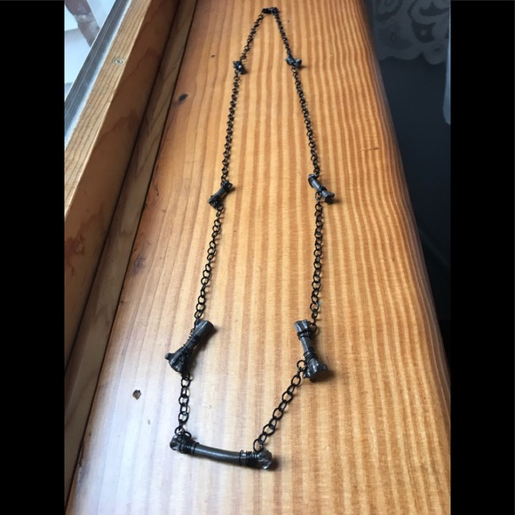 Long bone necklace - Picture 5 of 5